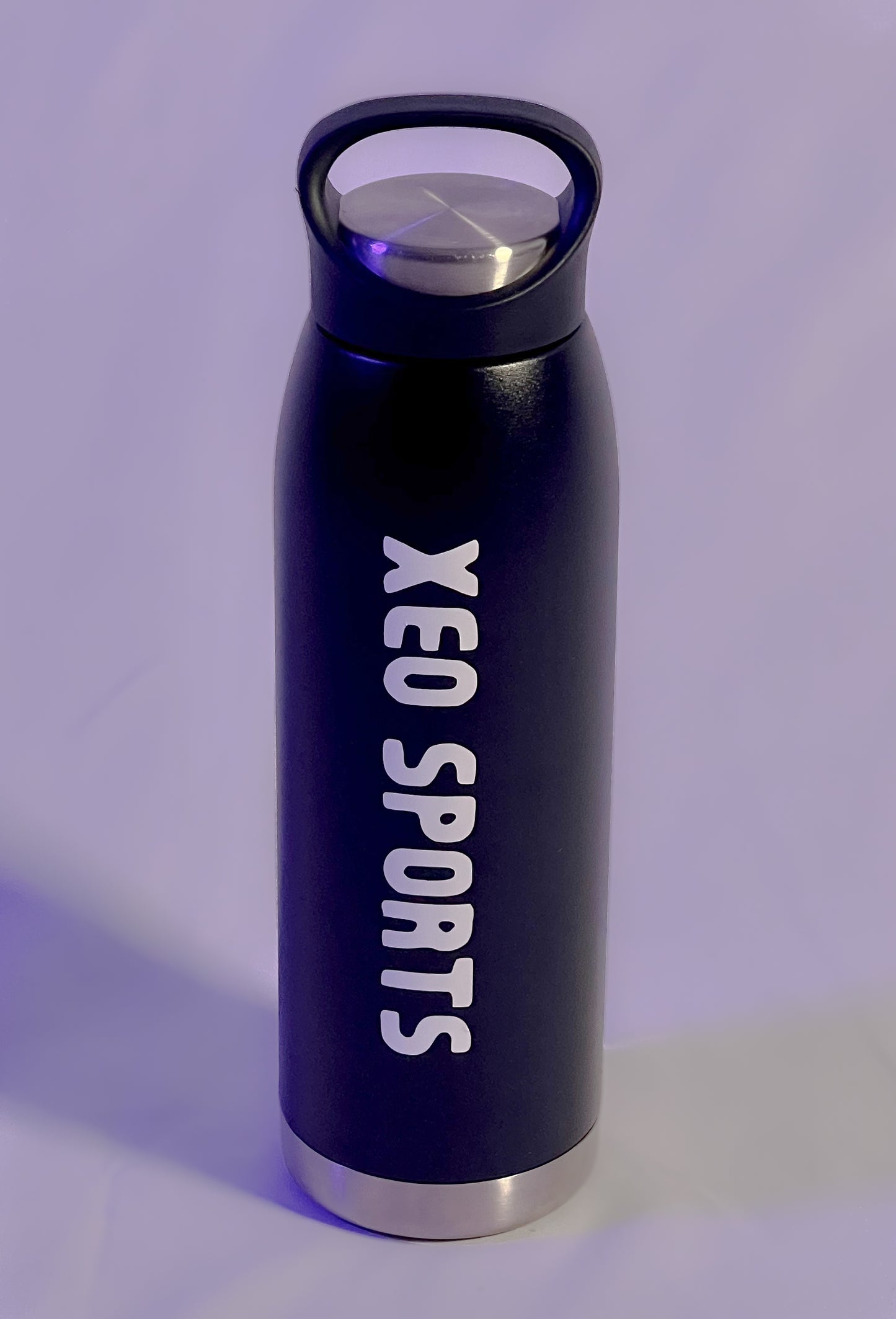 700 ML XEO Sports Thermal Water Bottle.